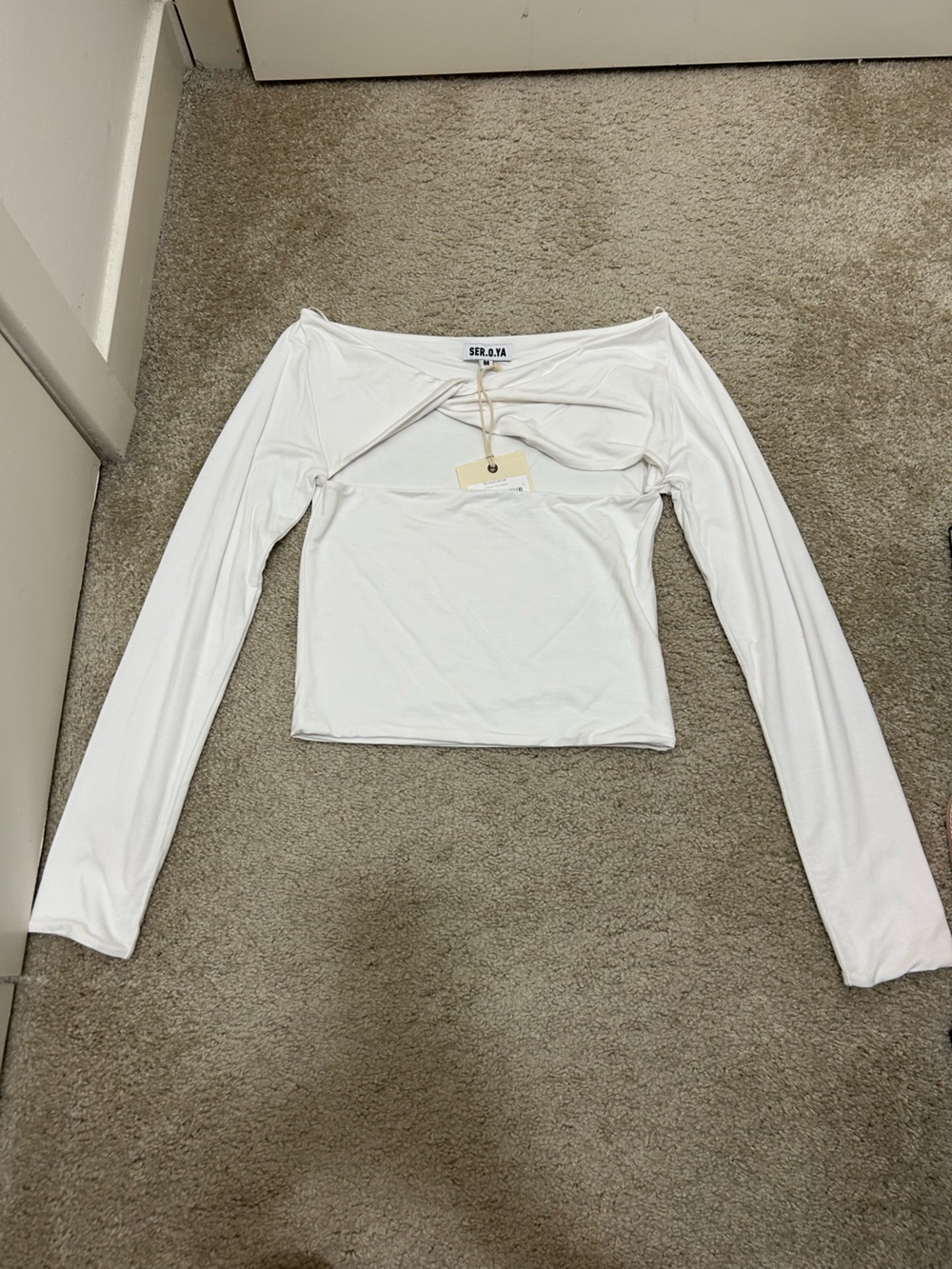 NWT SER.O.YA White Long-Sleeve Cutout Crop Top Size Medium